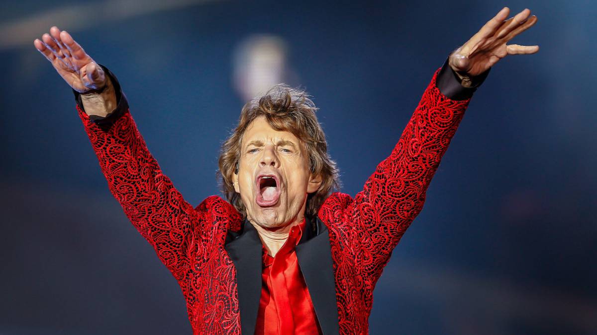 Mick Jagger gritando al público durante un concierto con los Rolling Stone en Indianapolis el 3 de julio de 2015. FOTO: MICHAEL HICKEY/AFP