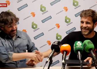 Évole da el relevo a Gonzo en 'Salvados' en una rueda de prensa en clave futbolera