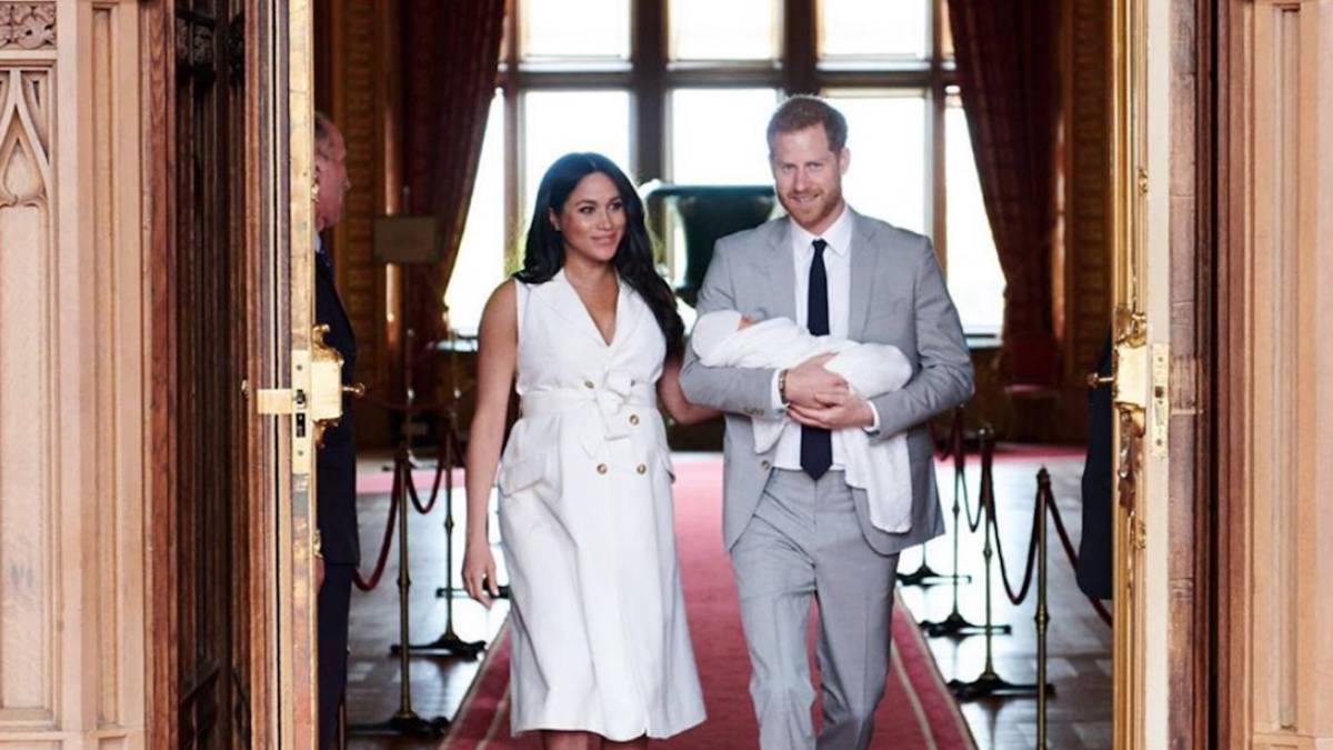 El alegato de Tania Llasera sobre la tripa de Meghan Markle en la presentación de Archie Harrison