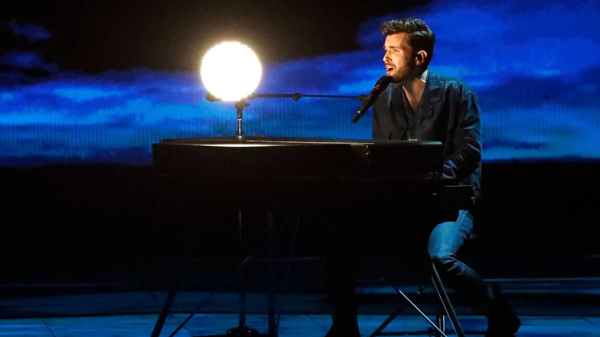 El representante de los Países Bajos Duncan Lawrence, el ganador del Festival de Eurovisión 2019 con su canción "Arcade". FOTO: AFP/ JACK GUEZ