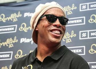 Ronaldinho pide el voto para el candidato del PP a la alcaldía de Castelldefels