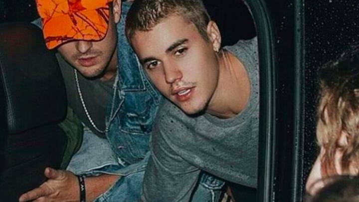 Justin Bieber reta a Tom Cruise…¡a una pelea de UFC!