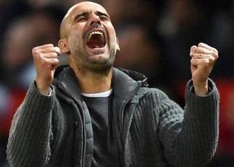 Guardiola sortea la chaqueta con la que ha ganado el póker en la Premier League