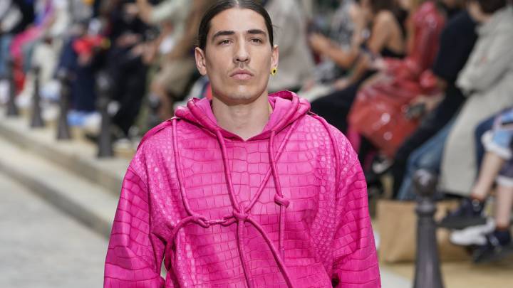 Bellerín desfiló en la semana de la moda de París