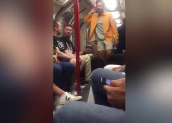 Un fan del Chelsea ebrio acaba con la paciencia de uno de los pasajeros del metro de Londres: tremendo lo que sucedió...