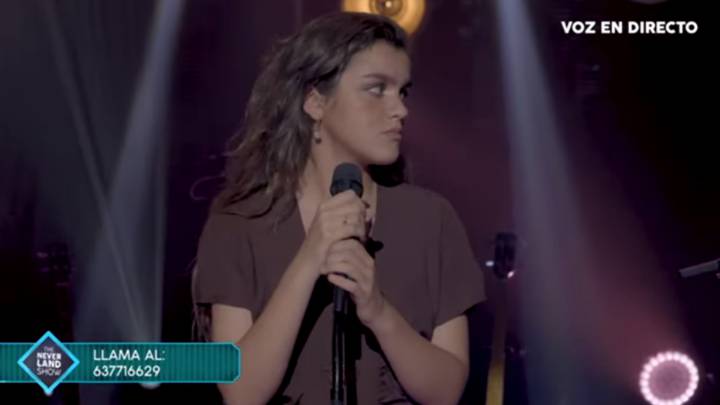 Amaia Romero, ganadora de 'Operación Triunfo 2017', en el videoclip de su canción 'Quedará en nuestra m ente', su tercer single. Foto: Captura Youtube