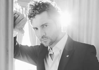 David Bisbal salta ante la crítica de una fan:
