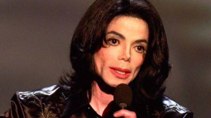 Michael Jackson estaba calvo y tenía el cuerpo lleno de cicatrices quirúrgicas