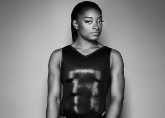 Simone Biles se pronuncia sobre los asesinatos de su hermano
