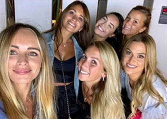 Las mujeres del Barça se despiden en piña de la esposa de Coutinho