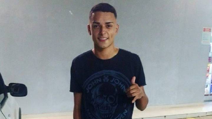 Muere un futbolista brasileño de 21 años asesinado a puñaladas