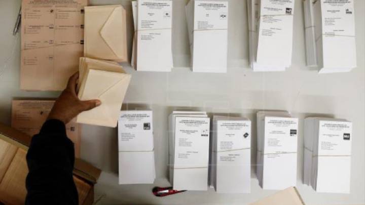 Cuántos votos vale un escaño por cada provincia