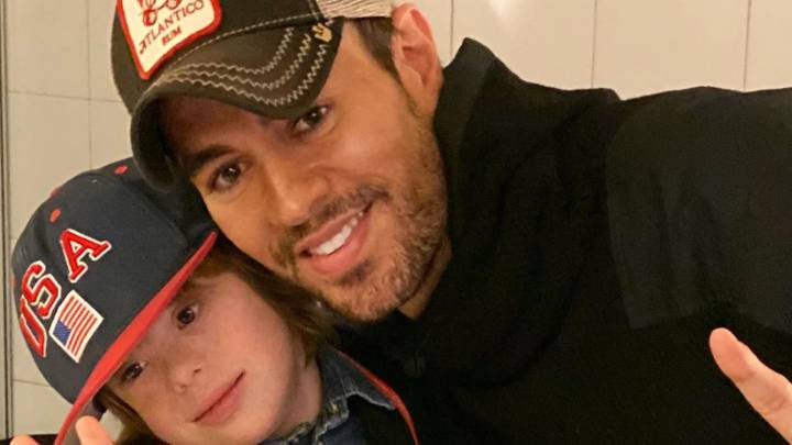 Enrique Iglesias, en Madrid: respaldado por los Preysler-Iglesias y sorpresa a Roscón