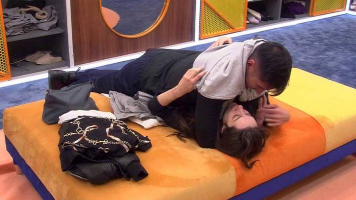 La noche de Gianmarco y Adara en 'GH VIP': "Fue un morreo tras otro..."