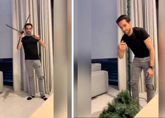 Contador en guerra con su árbol de Navidad de 2 metros