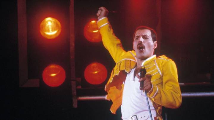 Freddy Mercury continúa haciendo regalos de Navidad a sus seres queridos