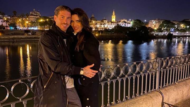 Sergio Ramos y Pilar Rubio despiden 2019 en el teatro entre risas