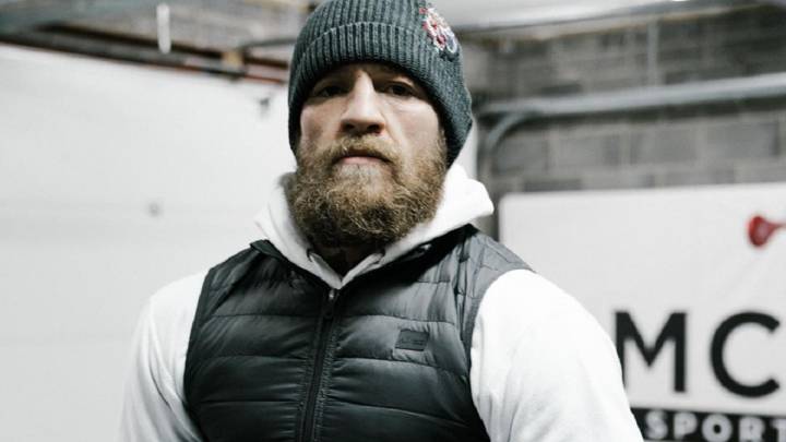 McGregor cuenta que bebió whisky toda la semana anterior a su última pelea