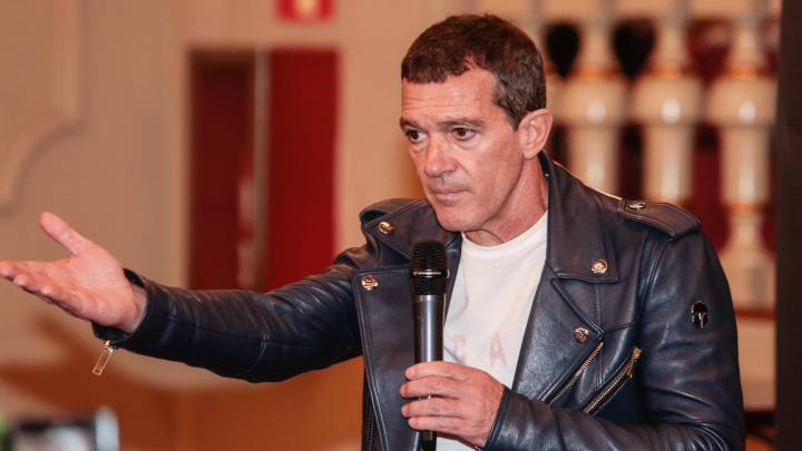 La curiosa pregunta de una enfermera a Antonio Banderas tras ser operado del corazón