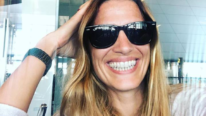 Laura Sánchez levanta las críticas con una foto desnuda en la playa