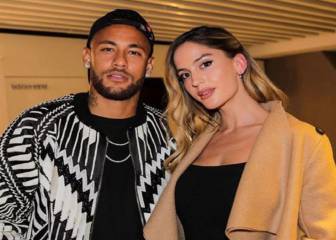 Neymar and Natalia Barulich: clues point to romance between model and PSG star