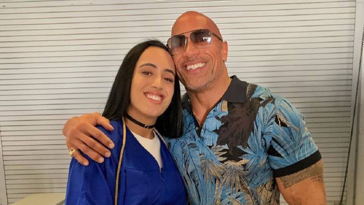 La hija de Dwayne Johnson firma con la WWE y será la cuarta generación que lucha