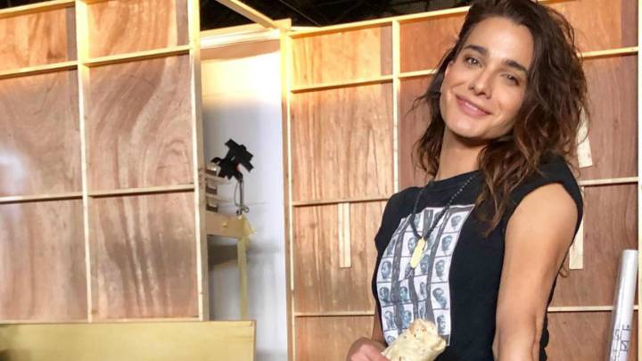 camila maria concepción guionista netflix transexual suicidio