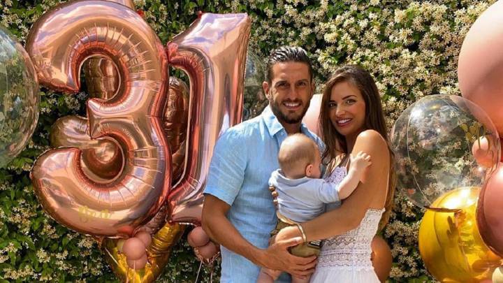 La fiesta de cumpleaños y el romántico mensaje de Koke a Beatriz Espejel