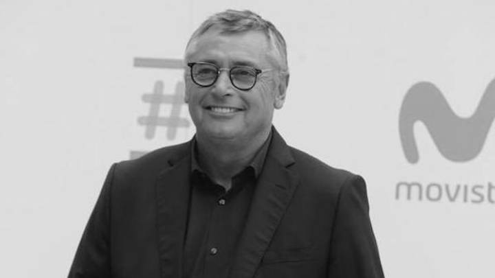 Michael Robinson, recordado por su mujer: "A nuestra primera cena llegó muy guapo"