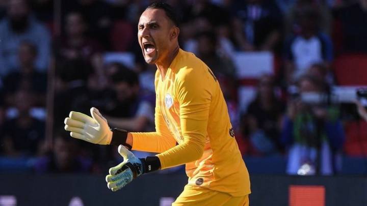 keylor navas nuevo look teñido rubio rapado vuelta psg entrenamientos neymar icardi wanda