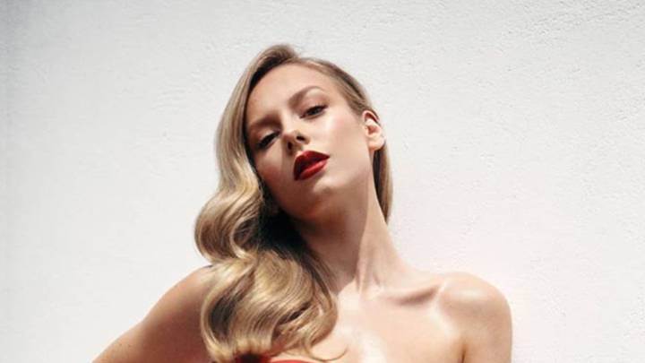 ester expósito bañador verano portada instyle españa redes sociales bikini piscina élite alejandro speitzer