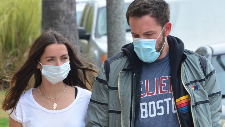 ana de armas ben affleck estreno james bond 007 prohibido no time to die reino unido