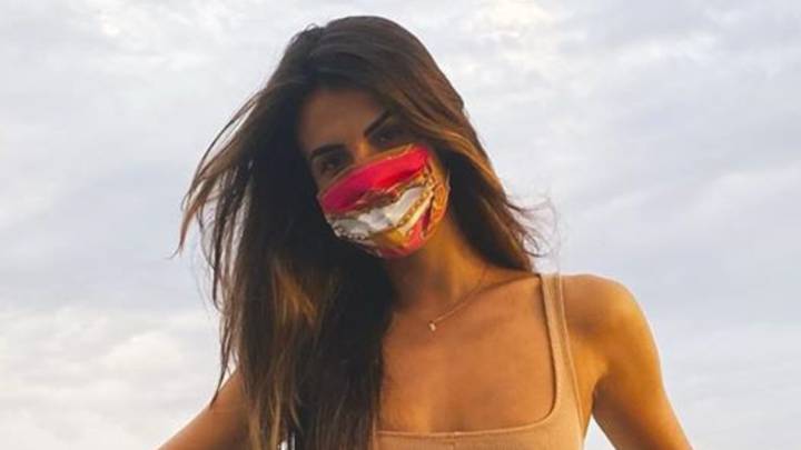 sofía suescun pezón topless playa kiko jiménez foto desnuda instagram redes sociales gran hermano supervivientes vacaciones marbella