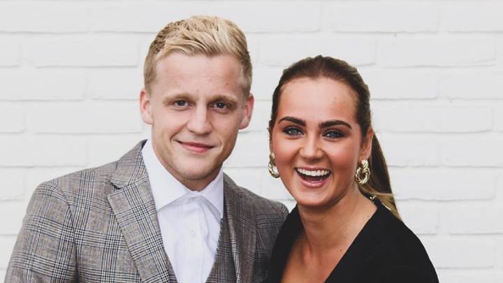 Van de Beek sigue los pasos de su suegro Dennis Bergkamp: así es su hija Estelle