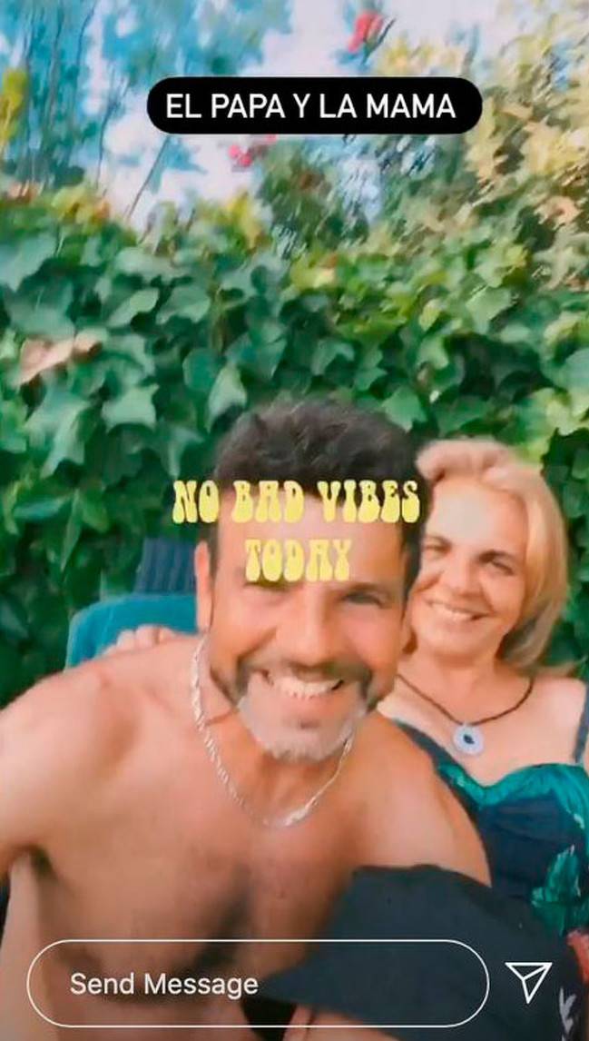 mario casas oscar casas padres físico jóvenes familia vacaciones redes sociales hermanos