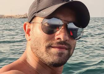 Pablo Alborán, fotografiado muy cómplice con un desconocido en Ibiza