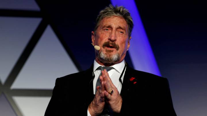 creador antivirus mcafee john mcafee detenido barcelona aeropuerto el prat vuelo turquia estambul busca y captura interpol evasion impuestos eeuu estados unidos