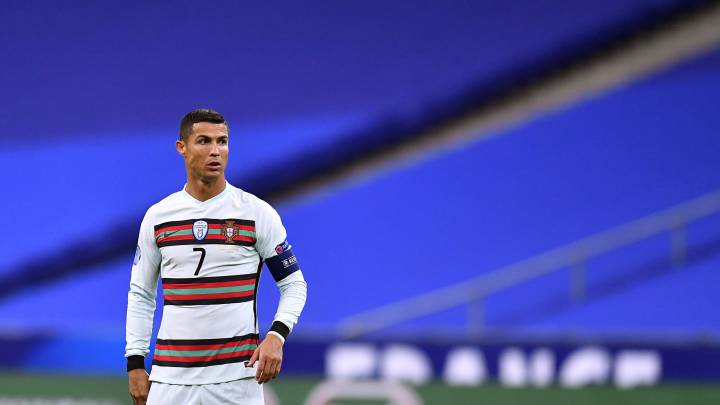 Un negocio de Cristiano Ronaldo está infringiendo la ley, según 'Socialité'