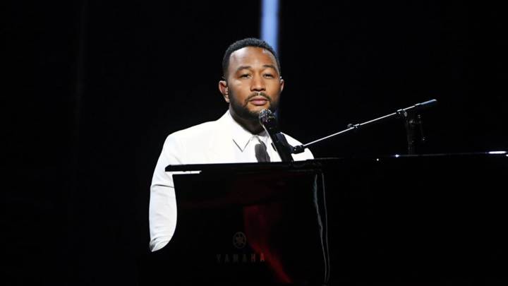 john legend actuacion billboard music awards chrissy teigen perdida muerte hijo bebe jack embarazo redes sociales