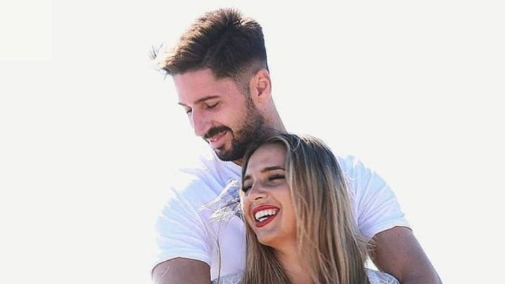 lester patri foto desnuda error redes sociales filtrar cama la isla de las tentaciones marta