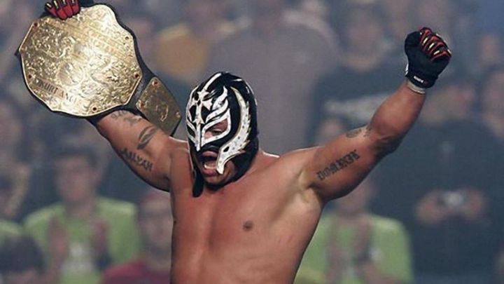 619 rey mysterio cara sin máscara amor pareja mujer matrimonio angélica gutiérrez felicitación instagram redes sociales óscar gutiérrez rubio wwe wrestiling 619