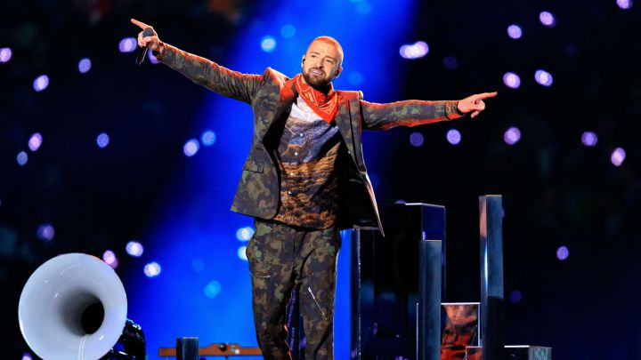 Justin Timberlake regala una furgoneta adaptada a un joven fan con parálisis cerebral