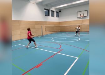 Kroos sube un vídeo jugando al bádminton con su madre y el troleo de Lucas Vázquez es épico