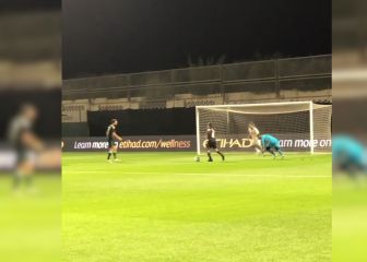 'Salt Bae' presume un gol en redes y Vinicius reacciona