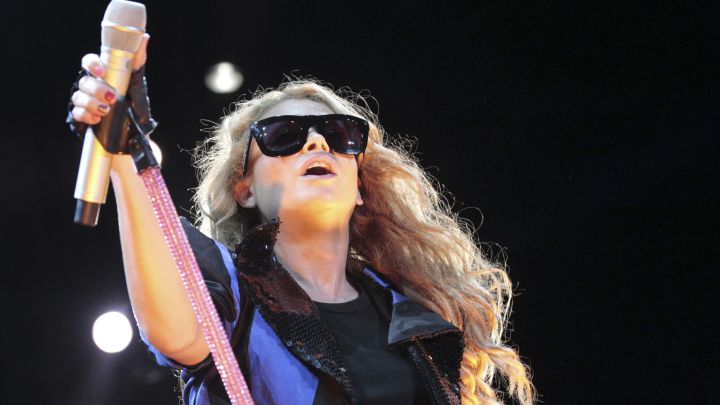 Paulina Rubio, al borde de la quiebra