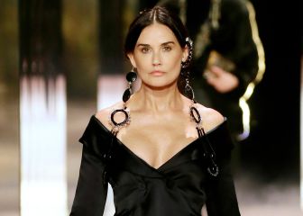 Demi Moore aparece totalmente irreconocible en un desfile de moda en París