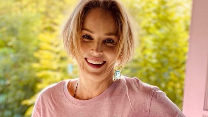 Sharon Stone denuncia que un cirujano le aumentó el pecho sin su consentimiento