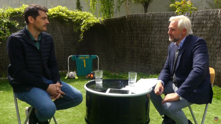 Cañizares 'atiza' a Iker Casillas: "Has tenido el coche más feo que puede tener un futbolista"