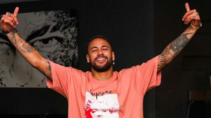 La 'sobrada' de Neymar para felicitar el 'Día de la Madre': "A todas mis suegras"