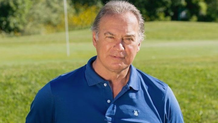 bertin osborne mi casa es la tuya mediaset no renovación prescindir el show de bertin el precio justo carlos sobera motivos economicos contrato